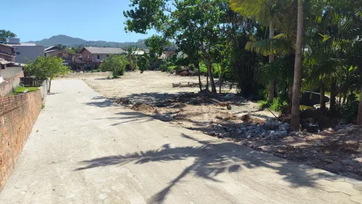 Lote/Terreno à venda, 282m² no Vargem do Bom Jesus, Florianópolis