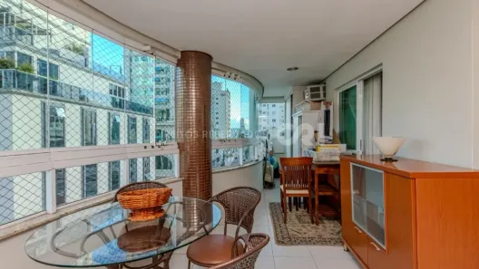 Apartamento com 2 Quartos à venda, 120m² no Centro, Balneário Camboriú