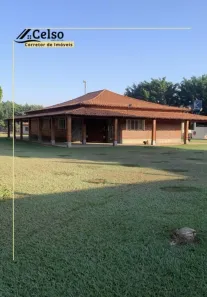 Fazenda/Sítio com 6 Quartos à venda, 200m² no Centro, Quadra