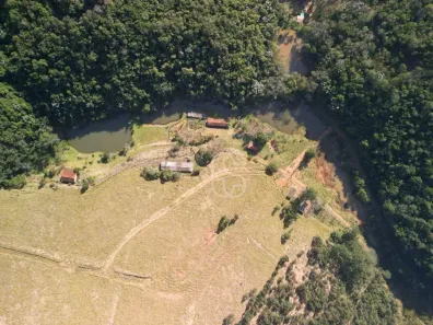 Fazenda/Sítio com 3 Quartos à venda, 250m² no , Nazaré Paulista