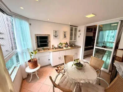 Apartamento com 3 Quartos para alugar, 110m² no Centro, Balneário Camboriú