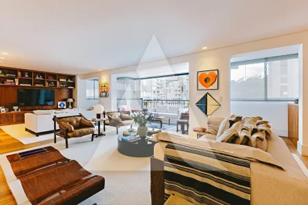 Apartamento com 3 Quartos à venda, 173m² no Cerqueira César, São Paulo