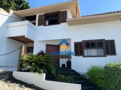 Casa de Condomínio com 3 Quartos à venda, 370m² no Santa Bárbara, Niterói