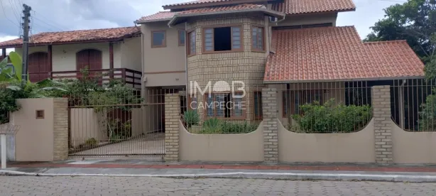 Casa com 4 Quartos à venda, 217m² no Campeche, Florianópolis