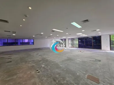 Sala Comercial para alugar, 251m² no Vila Olímpia, São Paulo