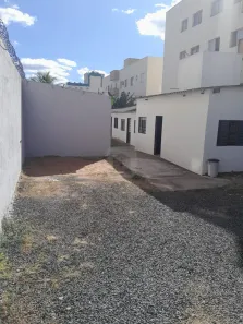Ponto Comercial com 9 Quartos à venda, 200m² no Santa Mônica, Uberlândia