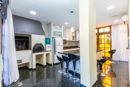 Sobrado com 3 Quartos à venda, 293m² no Santa Quitéria, Curitiba