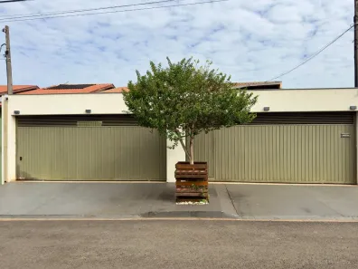 Casa com 4 Quartos à venda, 195m² no San Fernando, Londrina