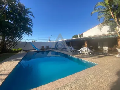 Casa com 4 Quartos à venda, 250m² no Vila Elza, Campinas