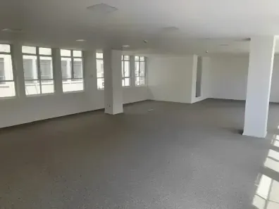 Sala Comercial para alugar, 123m² no República, São Paulo