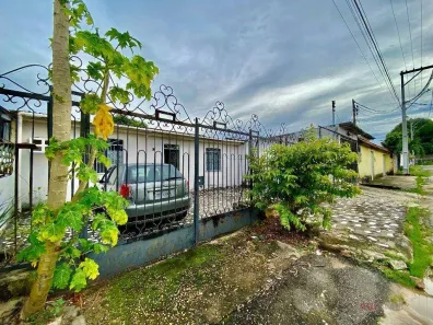 Casa com 4 Quartos à venda, 360m² no Lírio do Vale, Manaus