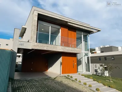 Casa com 4 Quartos à venda, 339m² no Pedra Branca, Palhoça