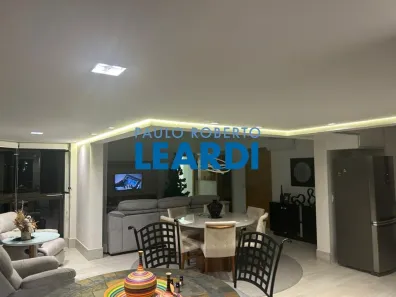 Apartamento com 3 Quartos para venda ou aluguel, 198m² no Jardim Limoeiro, Arujá
