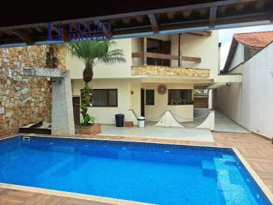 Sobrado com 4 Quartos para alugar, 495m² no Jardim, Santo André