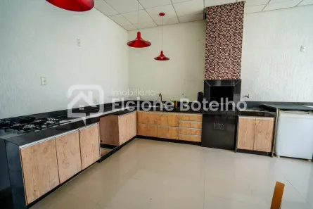Casa com 3 Quartos para alugar, 225m² no Cidade Jardim, Uberlândia