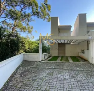 Casa com 3 Quartos à venda, 110m² no Chácara Pavoeiro, Cotia