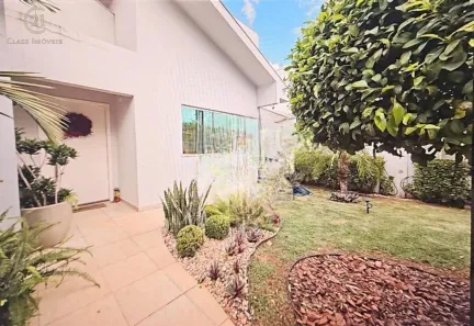 Casa com 4 Quartos para alugar, 478m² no Parque Residencial Alcântara, Londrina