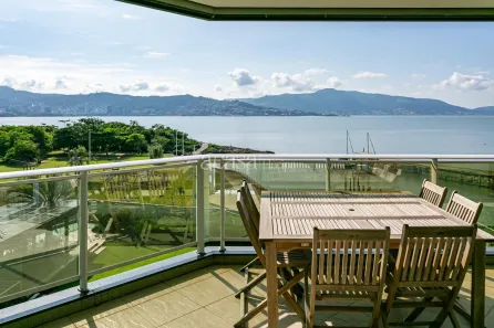 Apartamento com 4 Quartos à venda, 299m² no Coqueiros, Florianópolis