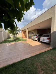 Casa com 3 Quartos à venda, 241m² no Perímetro Urbano, Alambari