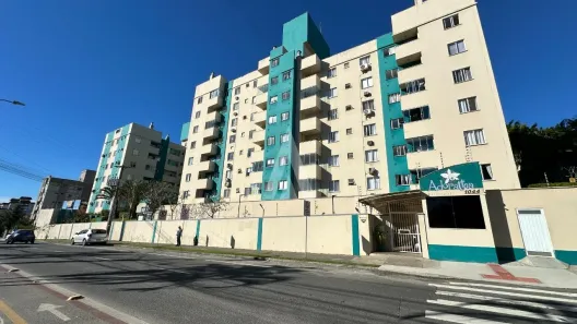 Apartamento com 2 Quartos à venda, 51m² no Floresta, Joinville