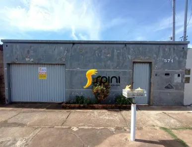 Casa com 2 Quartos à venda, 80m² no Loteamento Residencial Pequis, Uberlândia