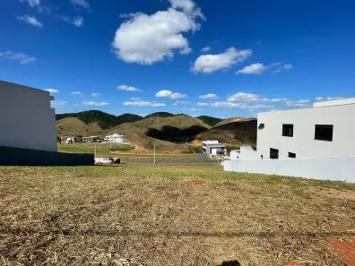 Lote/Terreno à venda, 423m² no Casa de Pedra, Volta Redonda