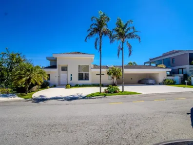 Casa de Condomínio com 4 Quartos à venda, 535m² no Alphaville, Santana de Parnaíba