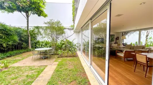 Casa com 3 Quartos à venda, 615m² no Jardim América, São Paulo