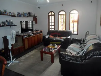 Sobrado com 3 Quartos à venda, 180m² no Vila Gustavo, São Paulo