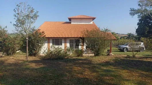 Fazenda/Sítio com 3 Quartos à venda, 215m² no Jundiacanga, Araçoiaba da Serra