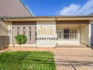 Sobrado com 4 Quartos para alugar, 176m² no Centro, Canoas