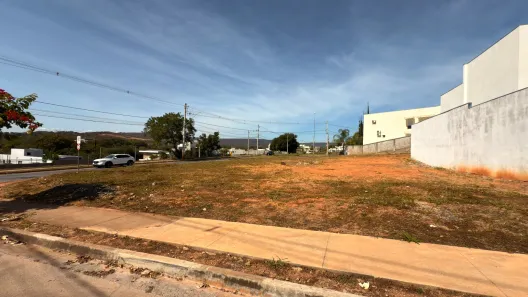 Lote/Terreno à venda, 676m² no Residencial Grand Royale, Montes Claros