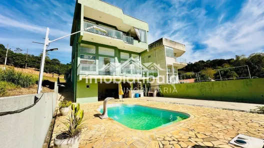Casa com 4 Quartos à venda, 1250m² no Centro, Joanópolis