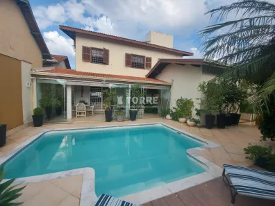 Sobrado com 4 Quartos à venda, 273m² no Jardim Chapadão, Campinas