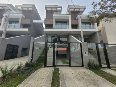 Casa de Condomínio com 3 Quartos à venda, 180m² no Água Verde, Curitiba