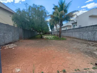 Fazenda/Sítio com 3 Quartos à venda, 2697m² no Jardim Imperial, Aparecida de Goiânia