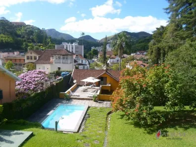 Casa com 4 Quartos para alugar, 2000m² no Centro, Petrópolis
