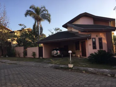 Casa de Condomínio com 3 Quartos à venda, 308m² no Jardim Maria Cândida, Caçapava