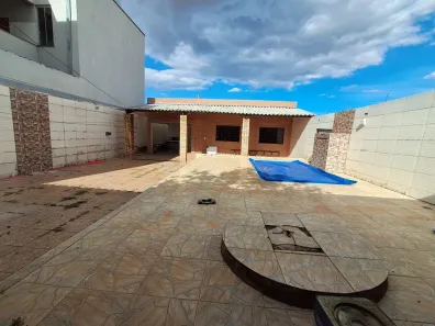 Casa com 3 Quartos à venda, 300m² no Setor Leste, Planaltina