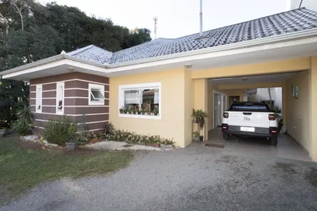 Casa com 2 Quartos à venda, 205m² no São Braz, Curitiba