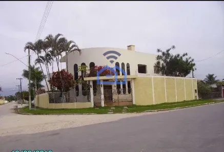 Sobrado com 5 Quartos à venda, 250m² no Pontal de Santa Marina, Caraguatatuba