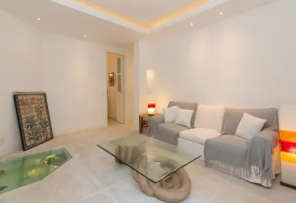 Apartamento com 3 Quartos para alugar, 90m² no Jardim Botânico, Rio de Janeiro