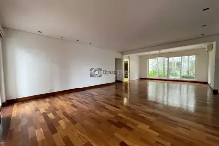 Casa com 6 Quartos à venda, 872m² no Jardim Everest, São Paulo