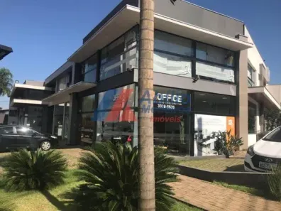 Imóvel Comercial com 1 Quarto à venda, 617m² no Bancários, Londrina