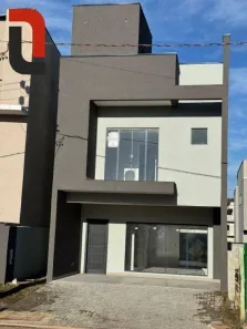 Casa de Condomínio com 3 Quartos à venda, 136m² no Santa Cândida, Curitiba