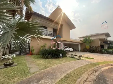 Sobrado com 4 Quartos à venda, 424m² no Condomínio Residencial Vila Jardim, Cuiabá