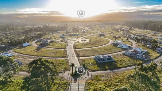Lote/Terreno à venda, 386m² no Passo de Torres, Passo de Torres