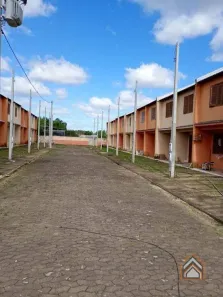 Casa de Condomínio com 2 Quartos à venda, 48m² no São Vicente, Gravataí