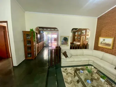 Casa com 4 Quartos à venda, 232m² no Parque Rural Fazenda Santa Cândida, Campinas