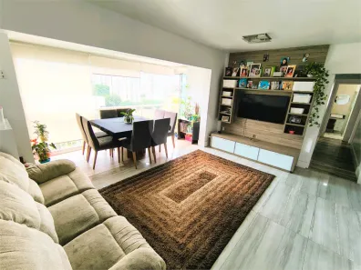 Apartamento com 3 Quartos à venda, 96m² no Jardim Wanda, Taboão da Serra